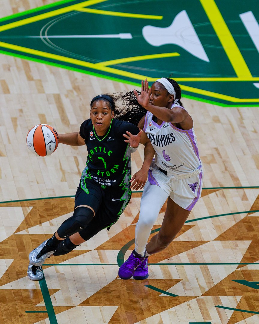 WNBA Seattle Storm VS Golden State Valkyries