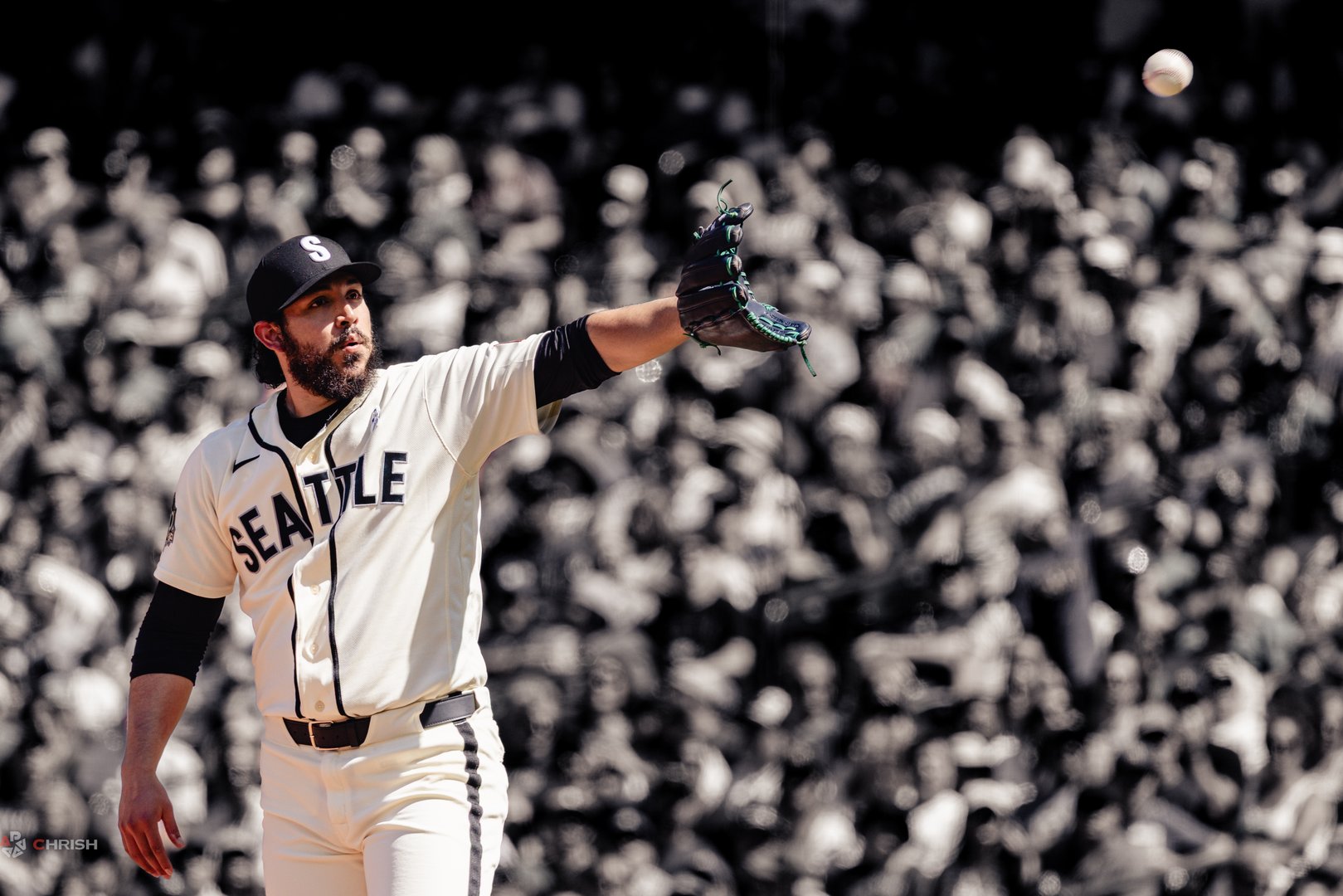 Mariners Beat Red Sox 3-1 to Avoid Series Sweep